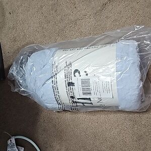 Unhide Lil Marsh Silver blanket